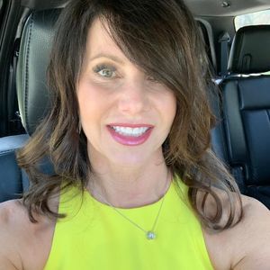 Meet your Posher, Joann